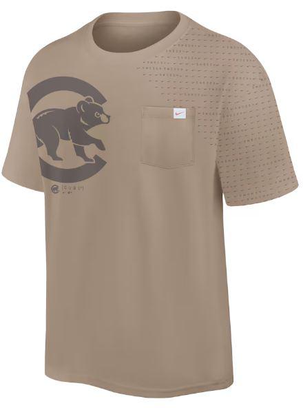 CHICAGO CUBS NIKE MEN'S WALKING BEAR KHAKI TEE Short Sleeve Tees NIKE