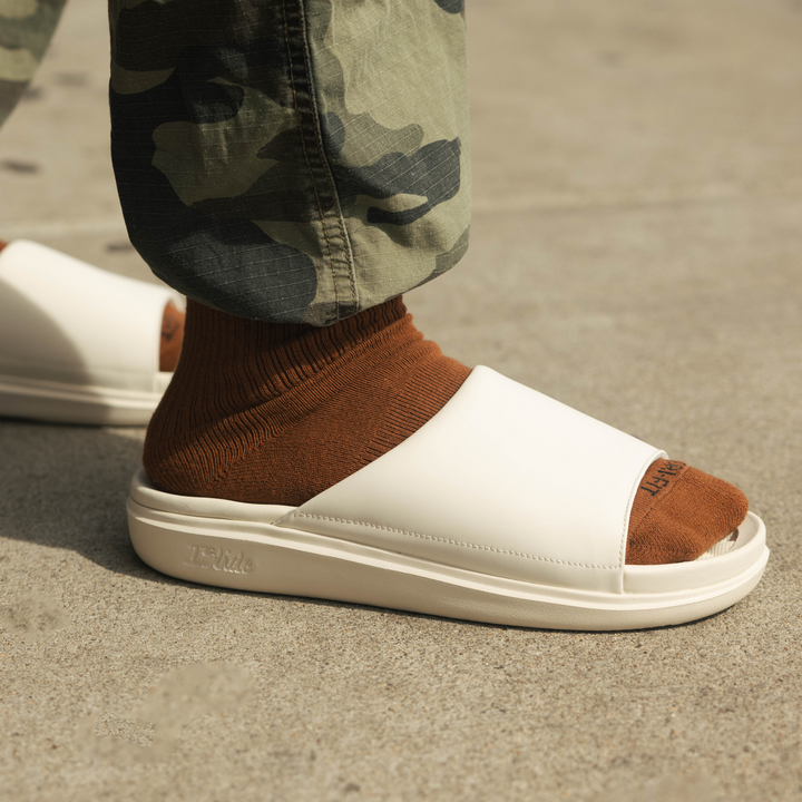 Chicago Cubs Tonal Pop Motive Slides by ISlide Slides ISlide